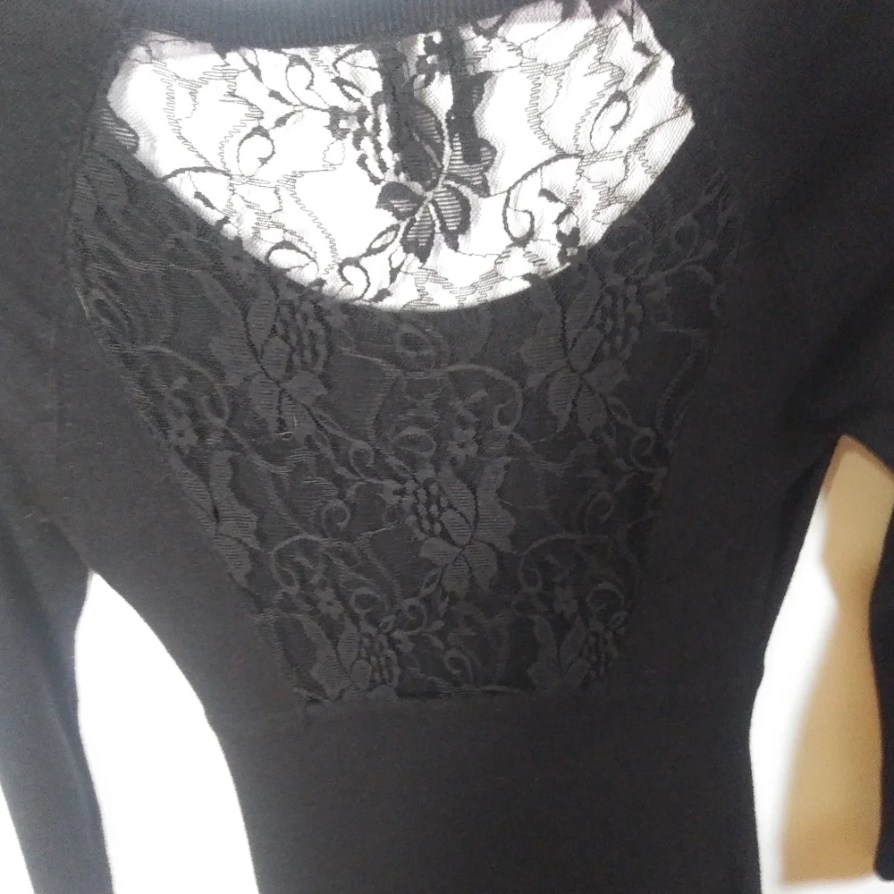 Guess sweater lace dress size medium - Picture 3 of 5